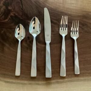 Dansk Origami Frost 5 Piece Place Setting